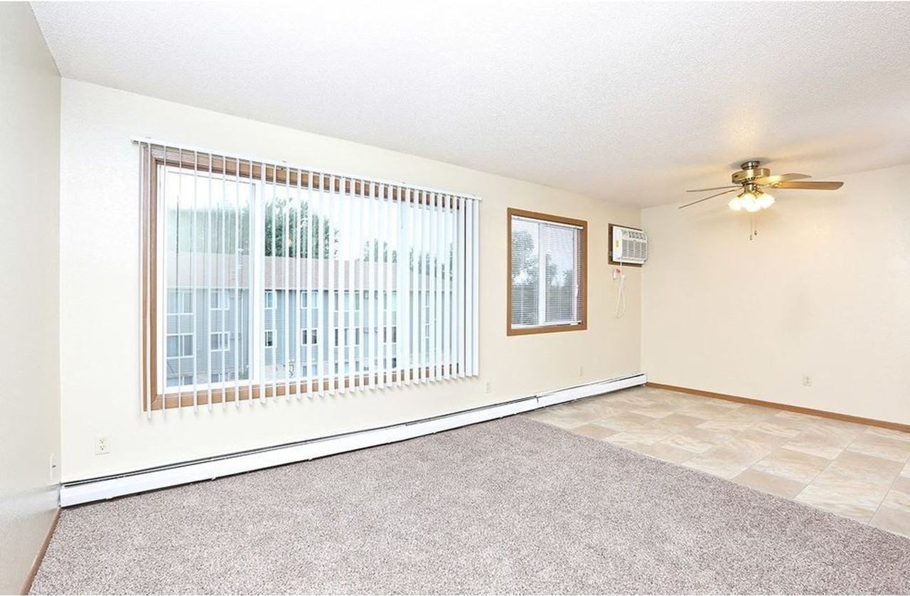 Parkside - Photo 3 of 21