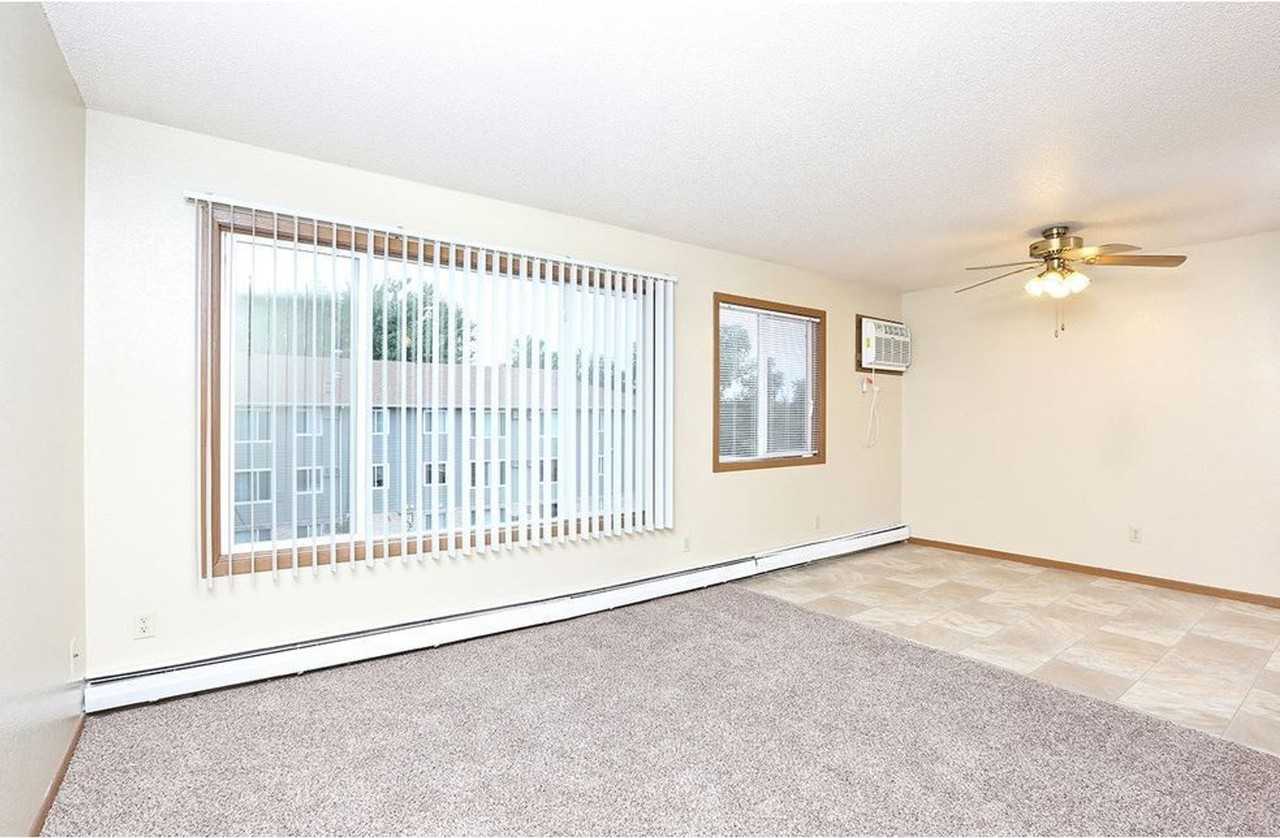 Parkside - Photo 3 of 7