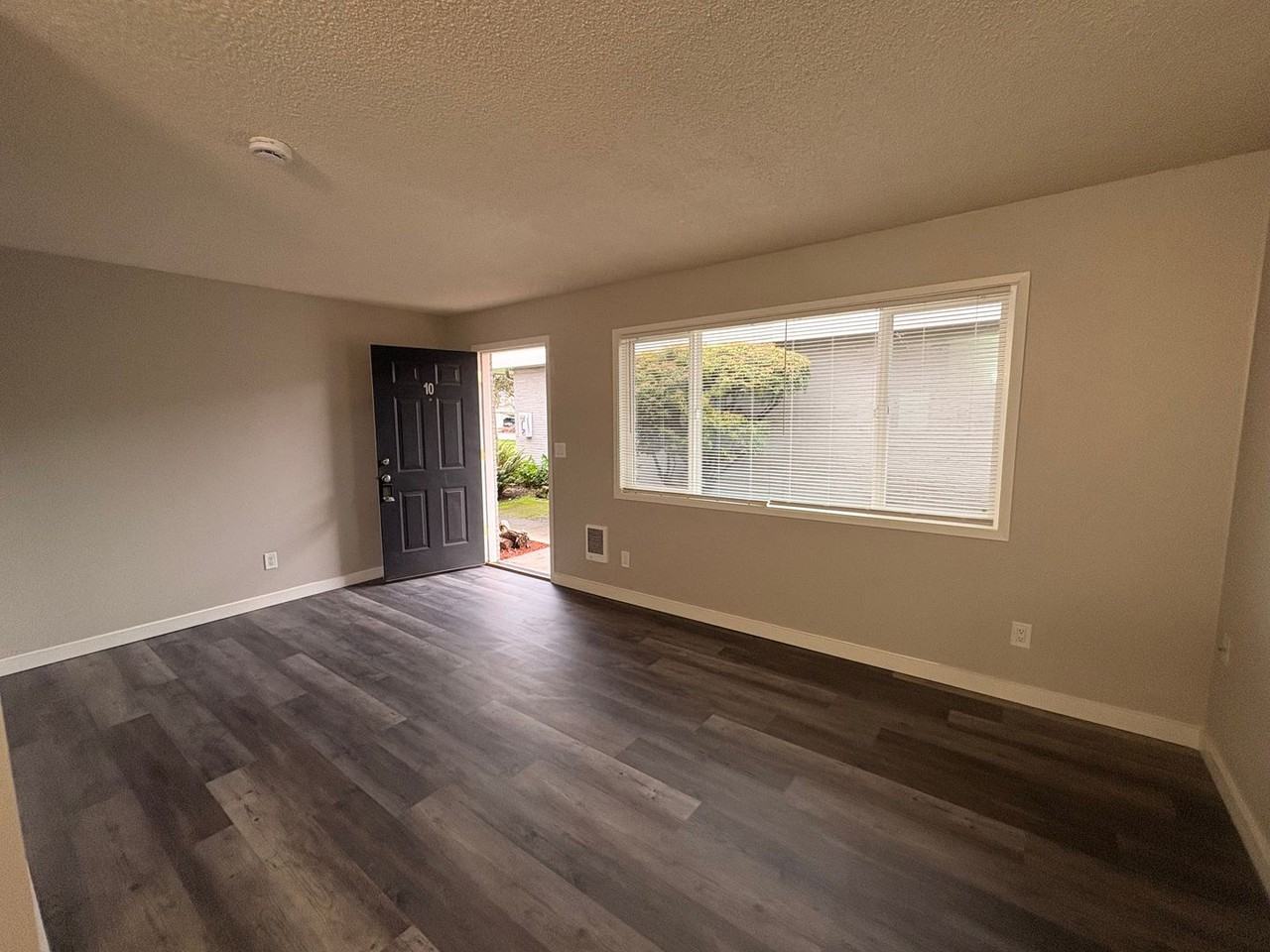 P117 - Gardenside Apartments - Photo 2 of 38