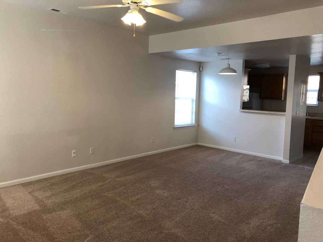 Quail Creek Townhomes - Photo 3 of 10