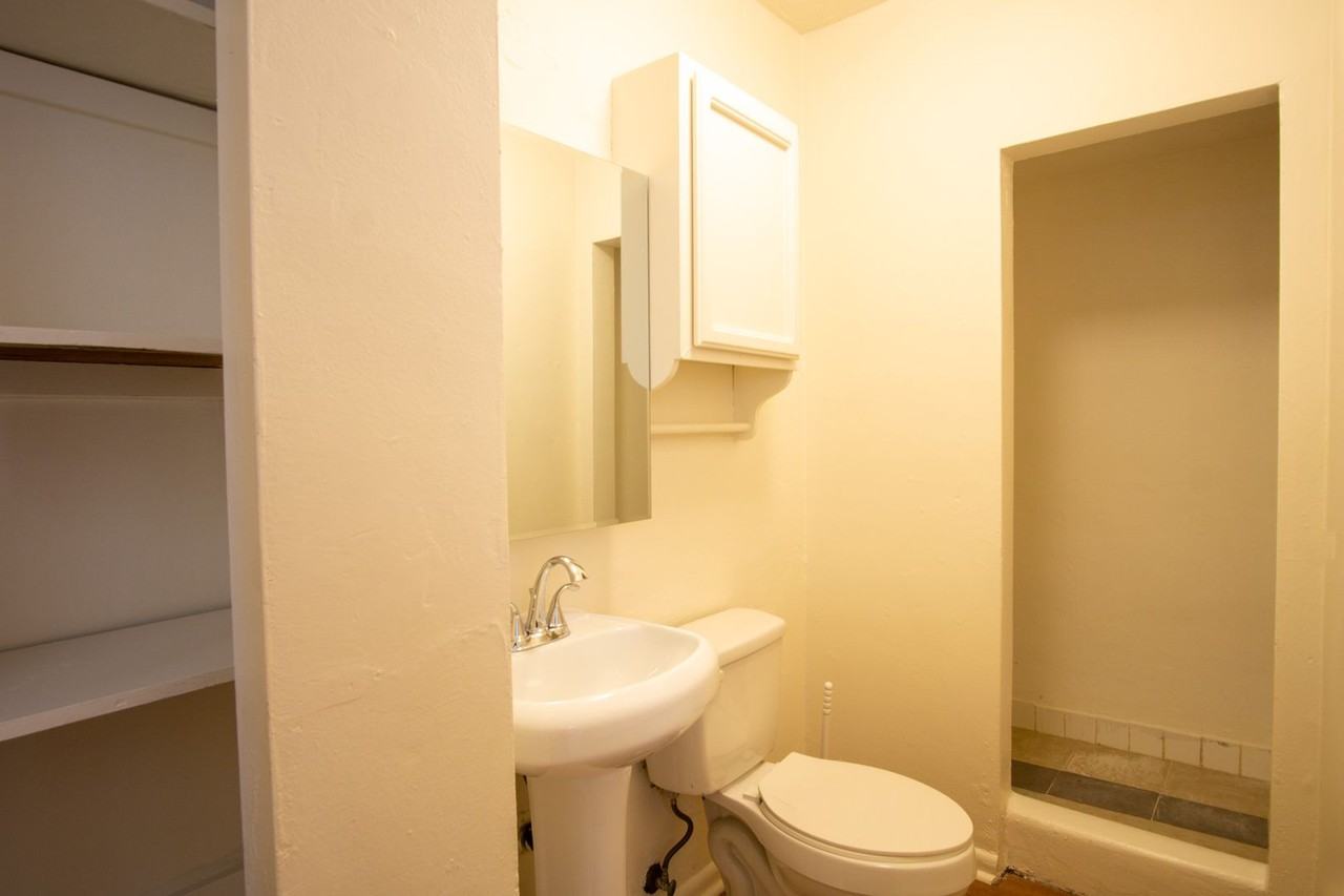 2044 N Kilpatrick St #106 - Photo 7 of 10