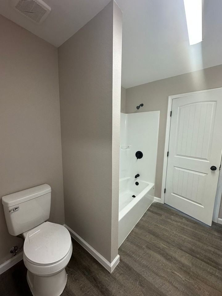 1228 Orange St - Photo 5 of 9