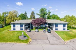 featured image of 211 S Whipple Rd