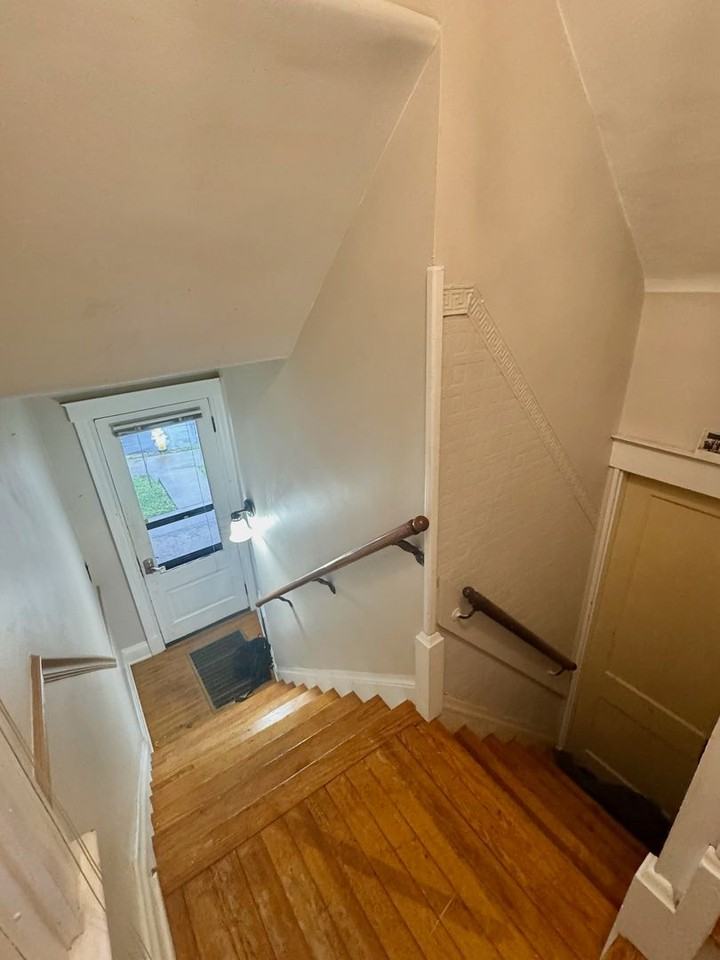 2430 Fairview - Photo 5 of 50
