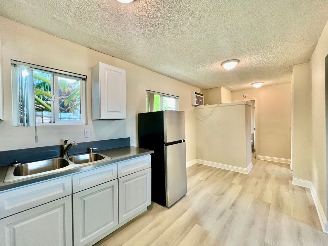 45371 Park St #1 - Photo 3 of 23