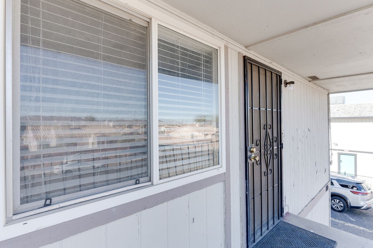 805 Palo Verde Dr - Photo 7 of 18