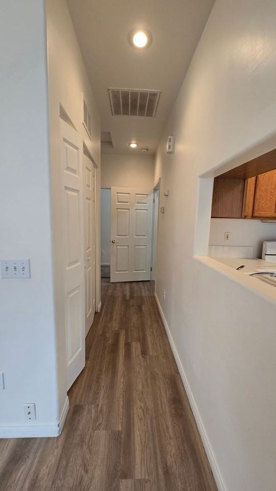 716 Meadow Grove Ct #B - Photo 4 of 21