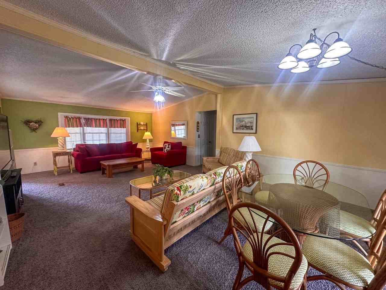 405 Alabama Ave - Photo 7 of 36