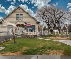 featured image of 706 S College Ave