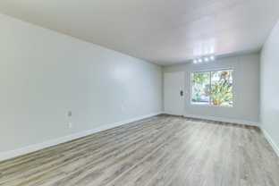 3350 Rosecrans St - Photo 1 of 1