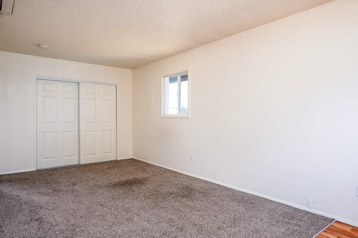 8435 Se Insley St - Photo 7 of 24