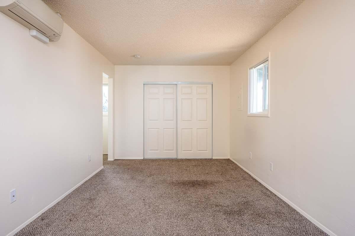 8435 Se Insley St - Photo 3 of 24