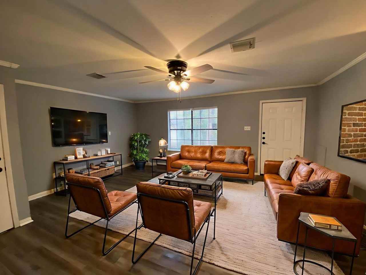 6211B Chesterfield Ave - Photo 4 of 27