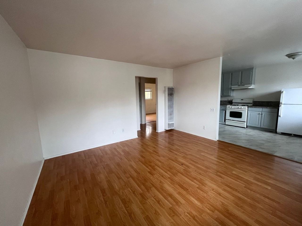 516 K St #C - Photo 6 of 11