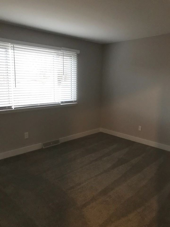 2320 Ida Dr - Photo 7 of 13