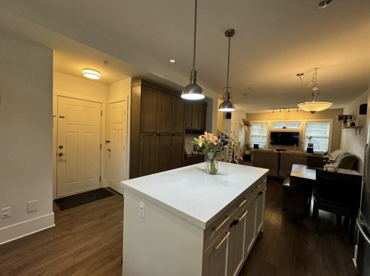 12161 237 Street #2 - Photo 3 of 21