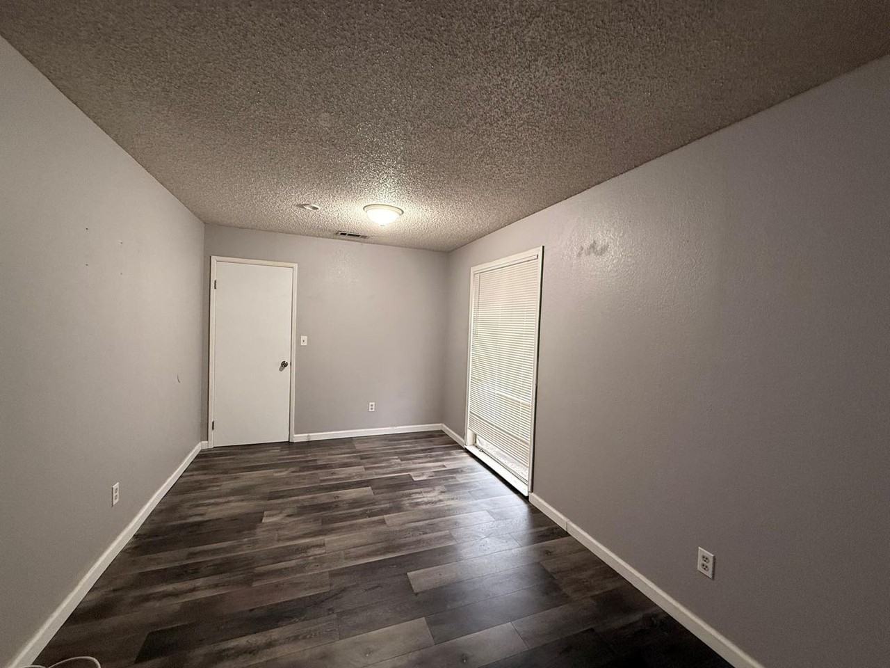 773 Valley Green Dr - Photo 4 of 19