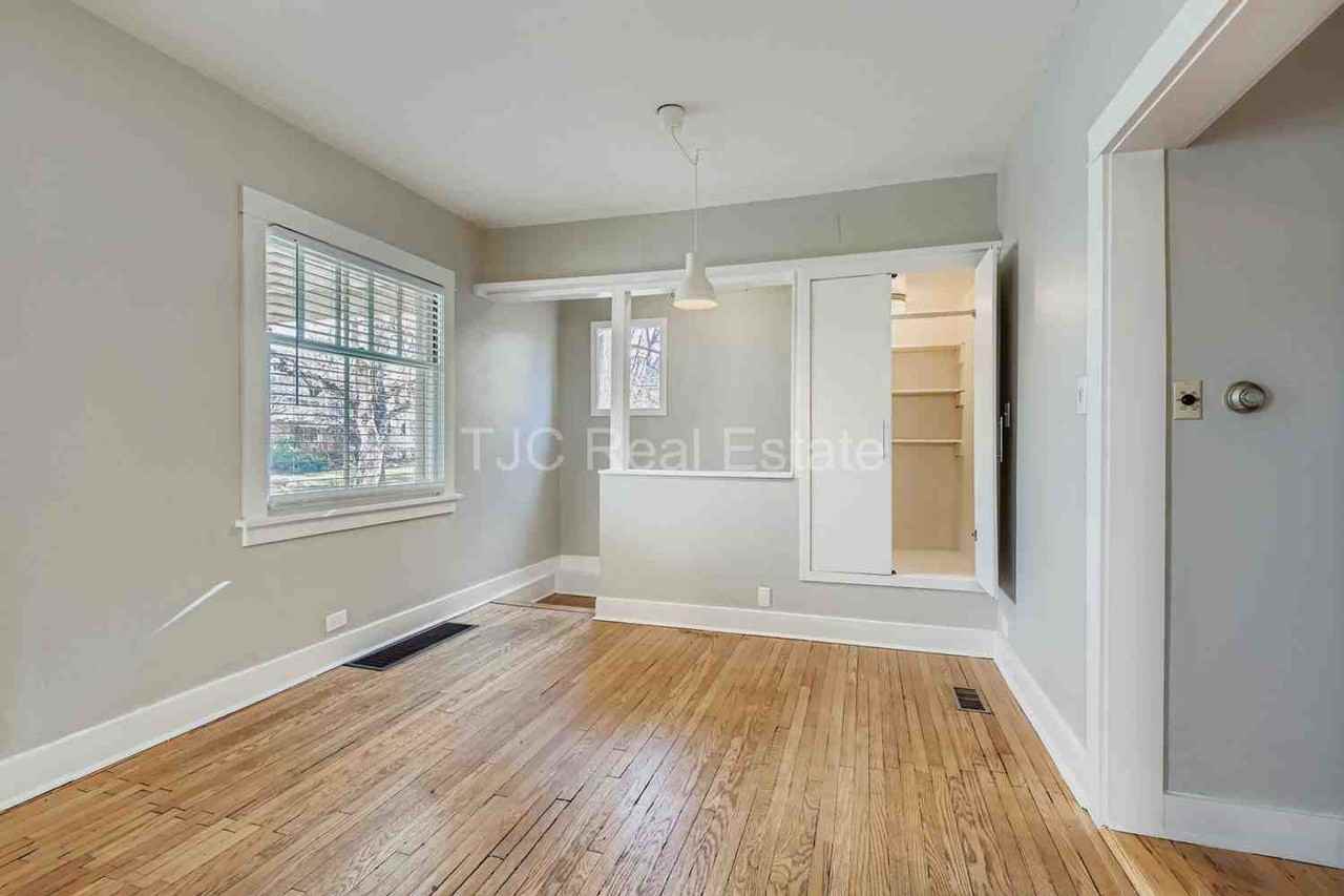 769 Monroe St - Photo 6 of 15