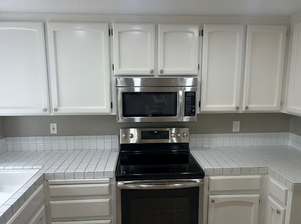 3018 Badger Dr - Photo 4 of 25