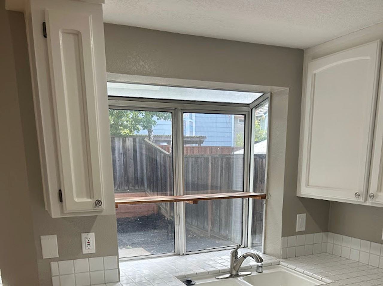 3018 Badger Dr - Photo 6 of 25