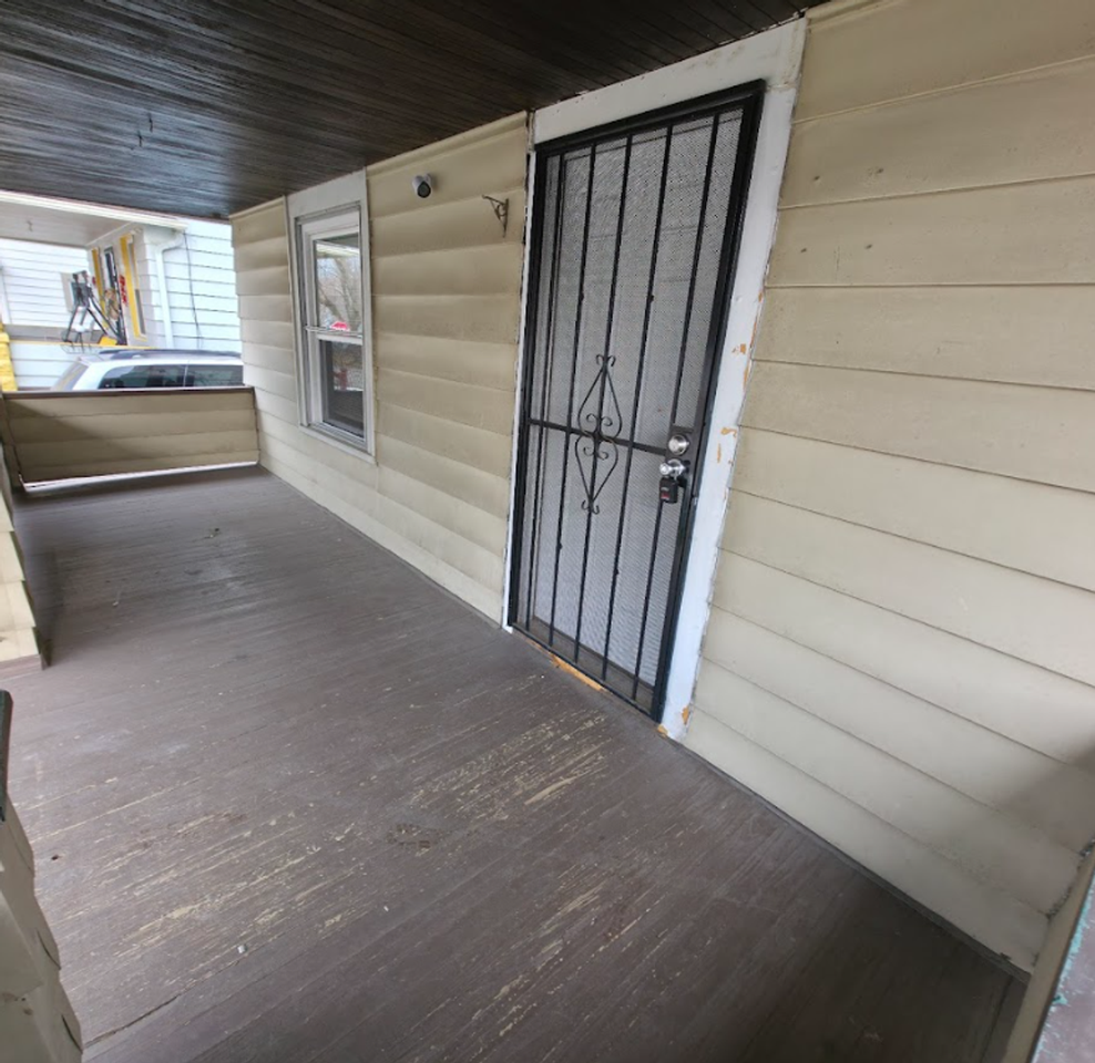 3461 W 56th St - Photo 7 of 16