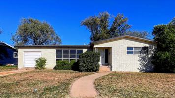 featured image of 2401 42nd St