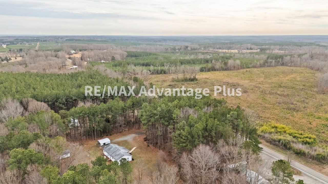 3515 Scuffletown Rd - Photo 3 of 36