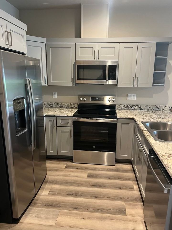 1729 Kids Way - Photo 3 of 14