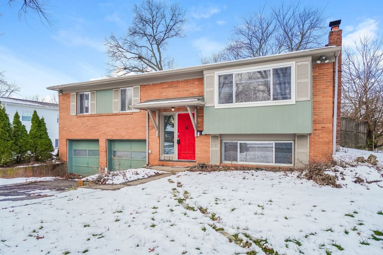 2928 Landon Dr - Photo 3 of 18