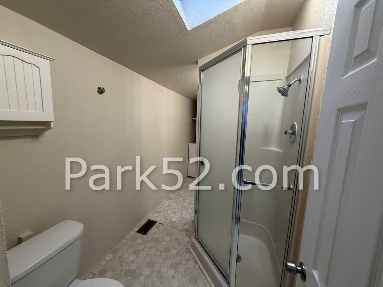 3420 1/2 N 27th St - Photo 3 of 9