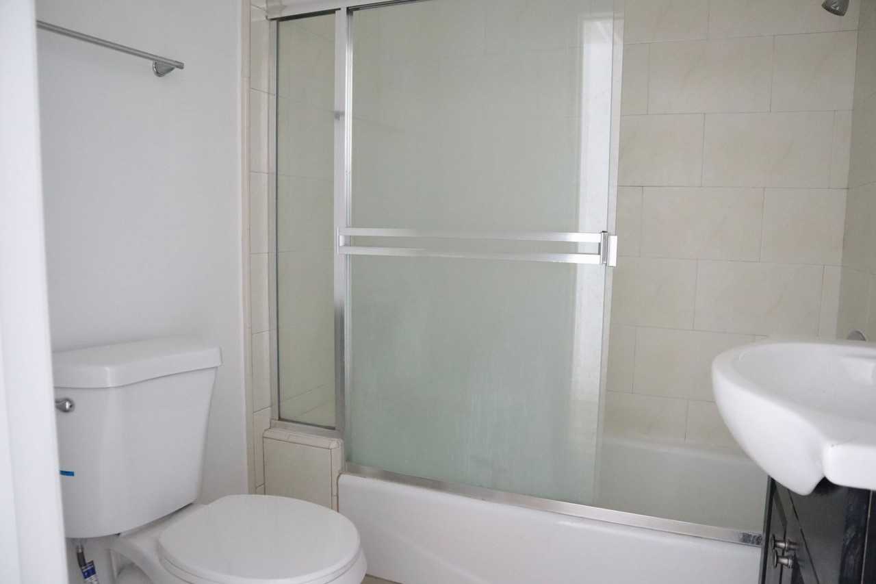 8655 W Pico Blvd Apartments - Photo 4 of 11