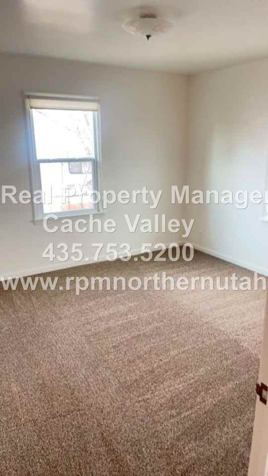 76 76 W 400 S - 76 W 400 S - Photo 5 of 10