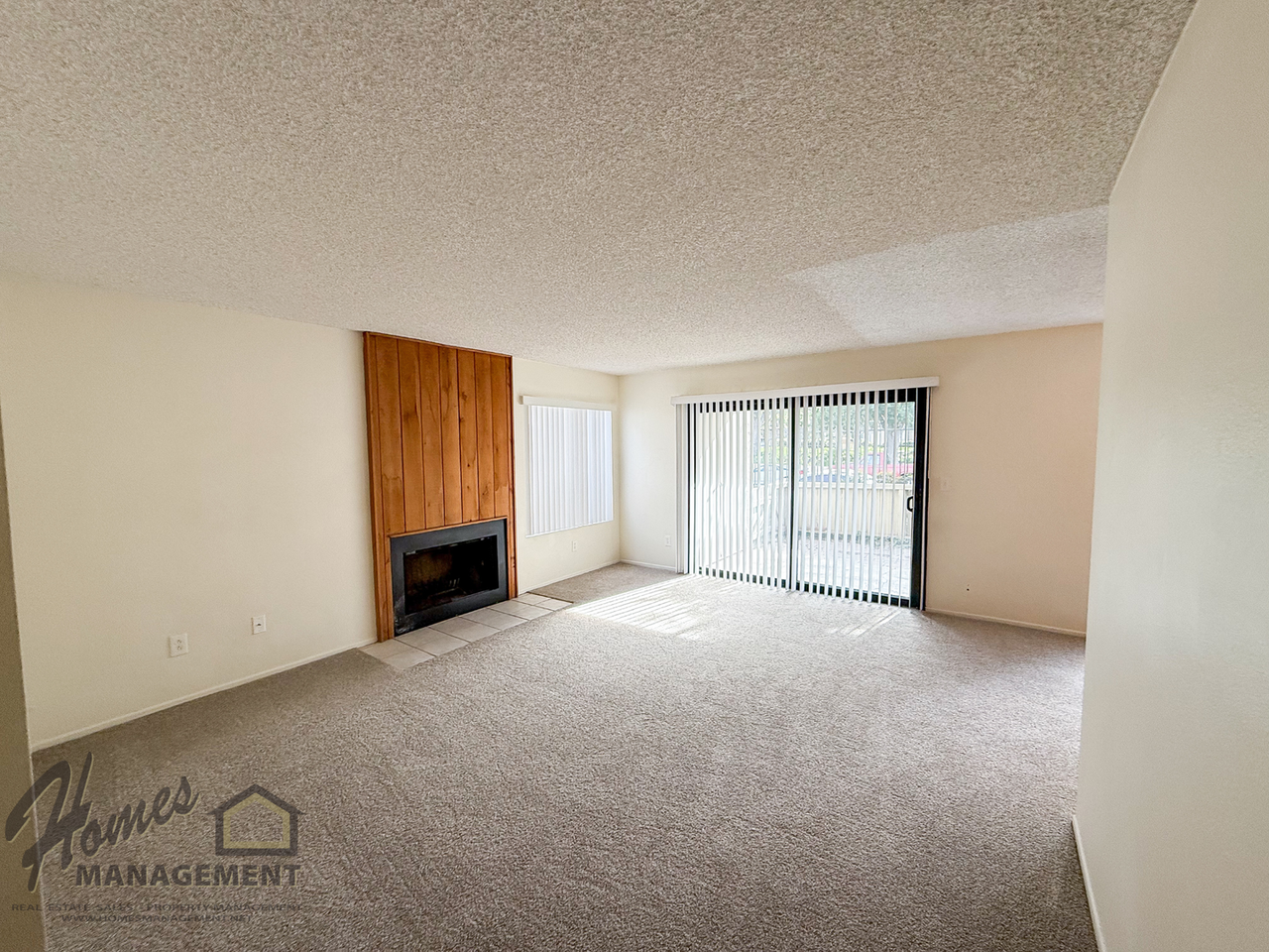 450 W Vermont Ave - Photo 3 of 16