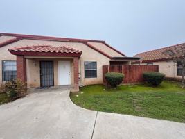 featured image of 1405 E Cypress Ave