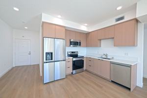 featured image of 14606 Sylvan St