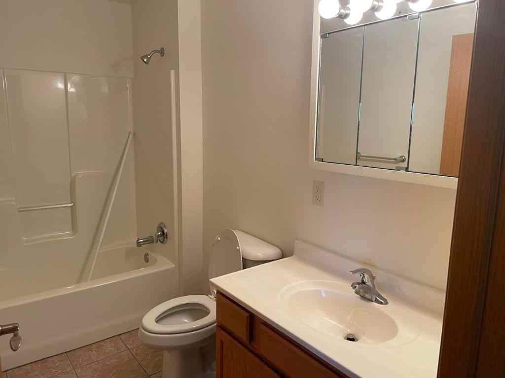 800 Angel Ct - Photo 4 of 16