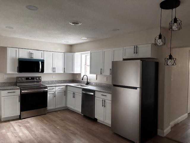 6 Independence Dr - Photo 3 of 7