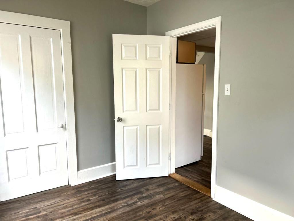 636 Lisbon St - Photo 5 of 17