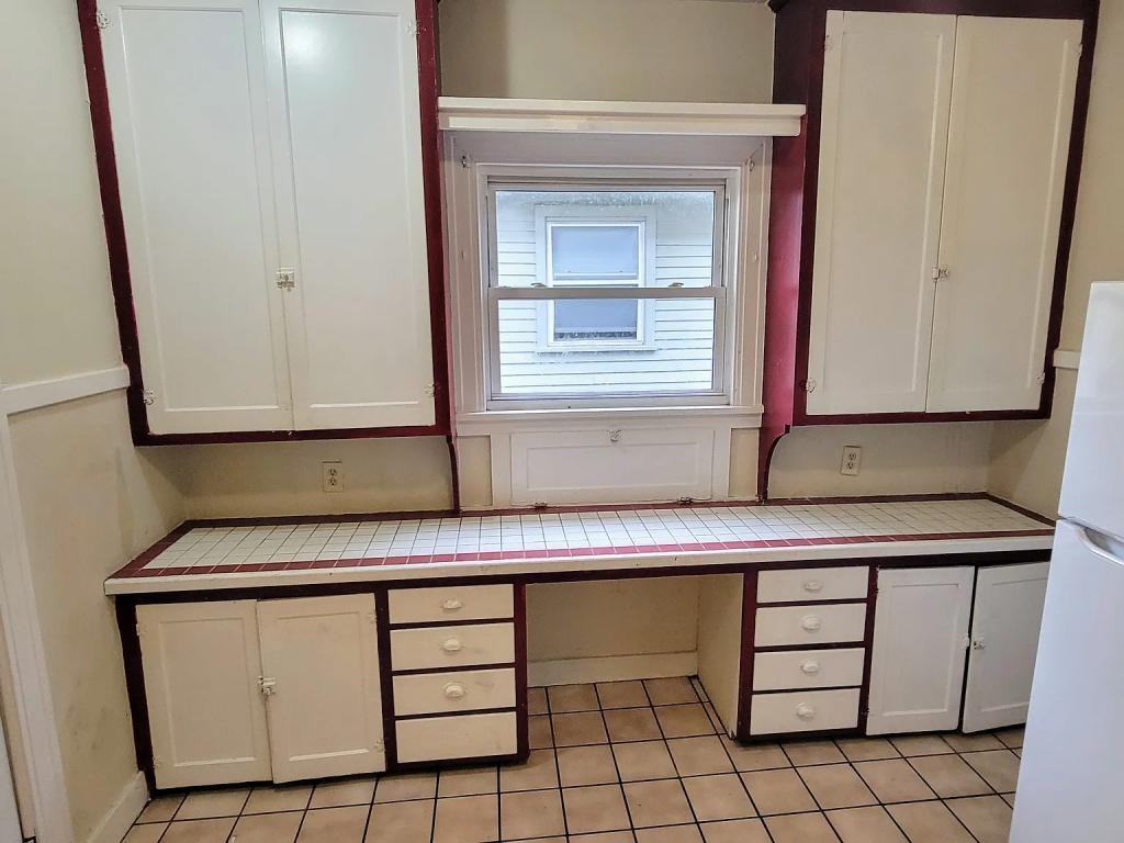 33 E Norman Ave - Photo 3 of 24