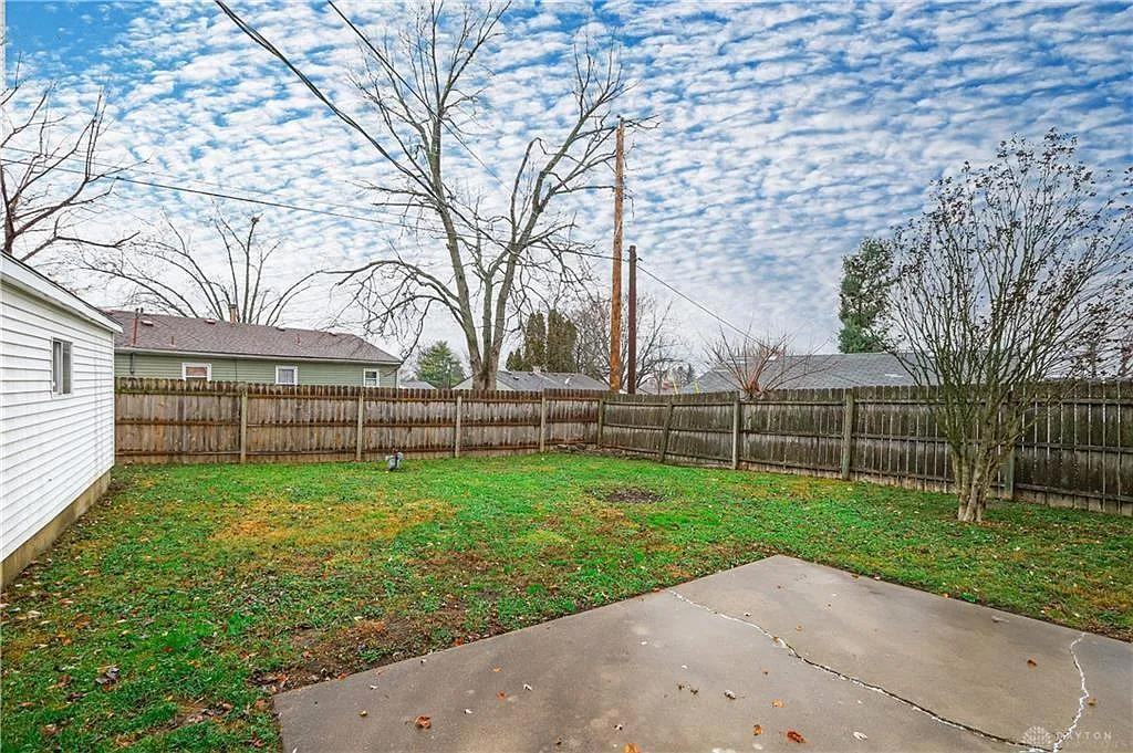 1227 Date St - Photo 2 of 28