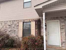 featured image of 109 E 18th St