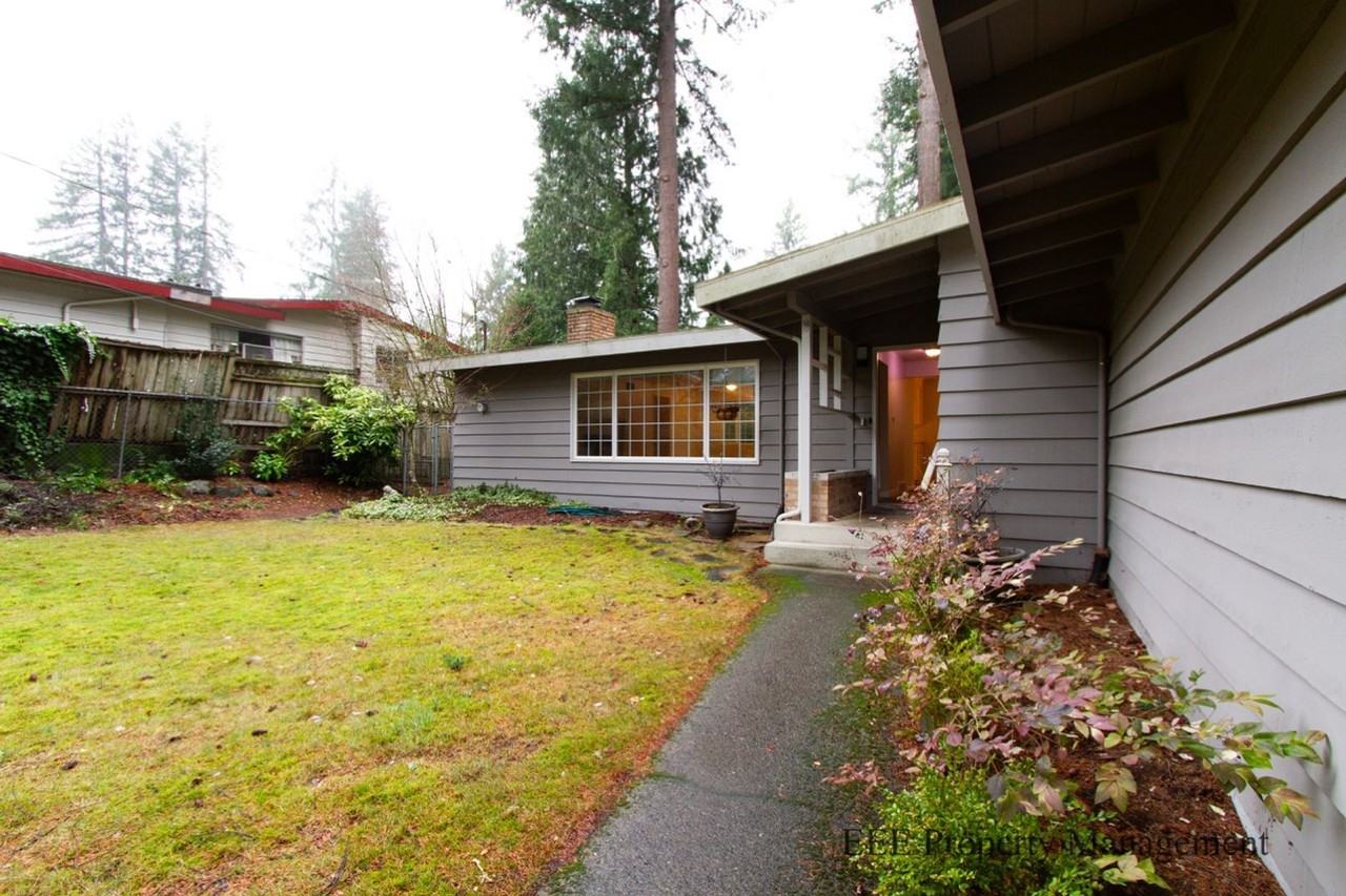 15114 Se 18th St - Photo 3 of 21