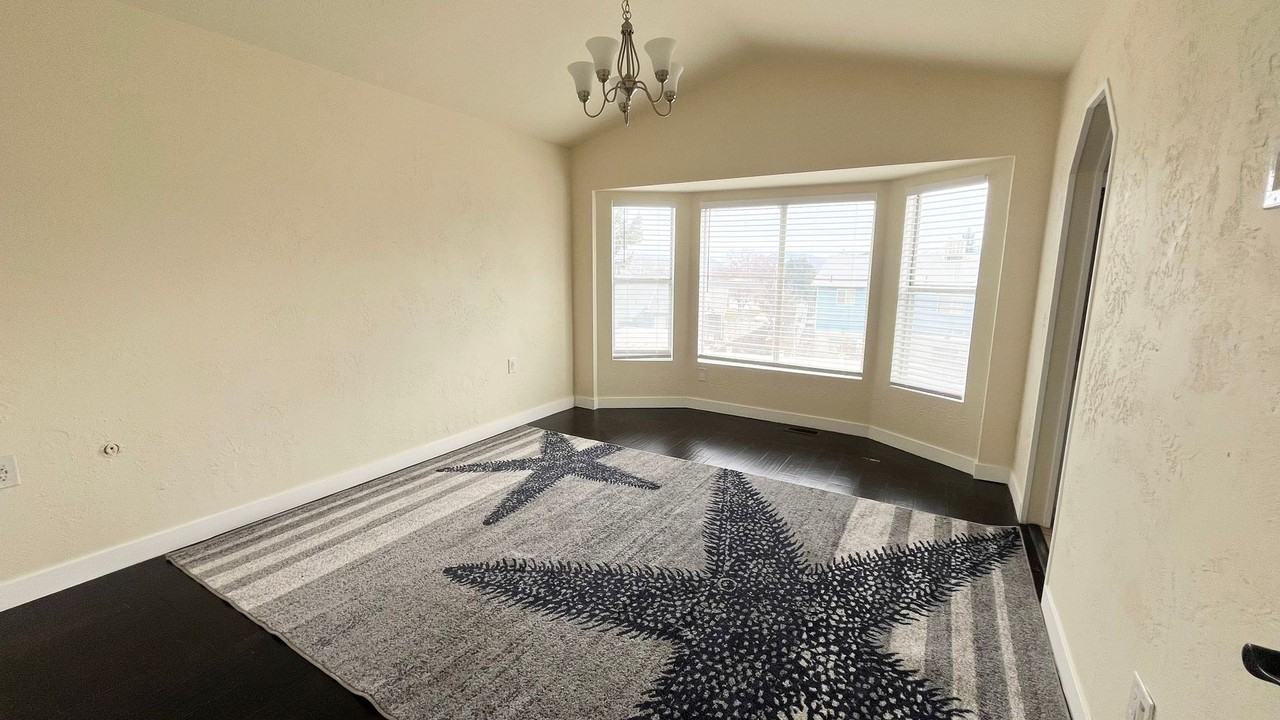 3845 S 6300 W - Photo 7 of 23