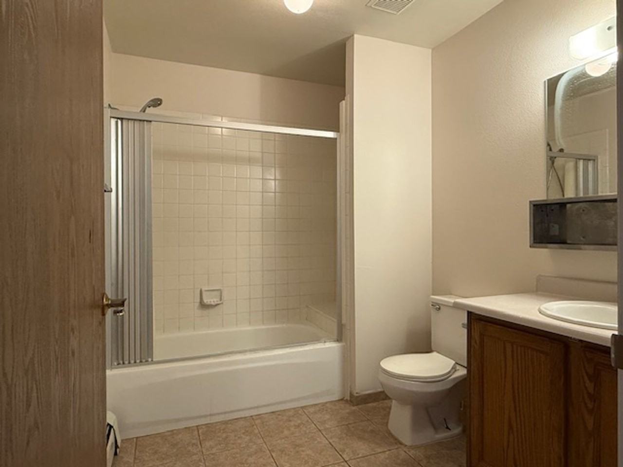 5417 Imperial Ct - Photo 7 of 9