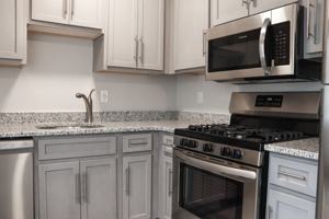 featured image of 21 Clinton Ave