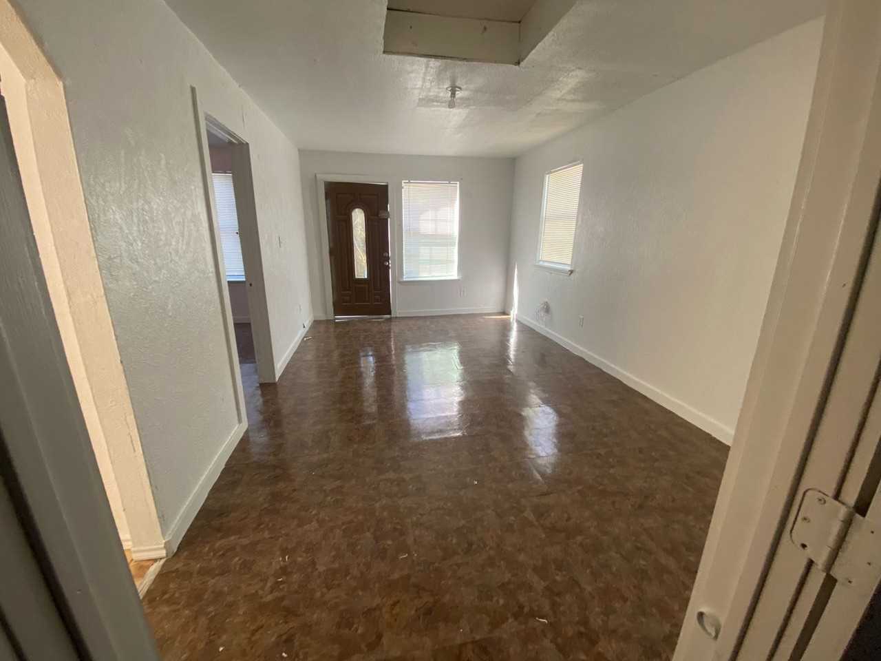 7407 Avenue I - Photo 6 of 9