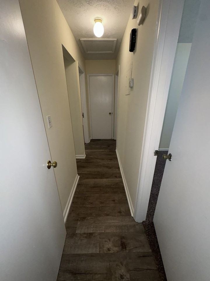 1127 Harness Dr - Photo 7 of 13