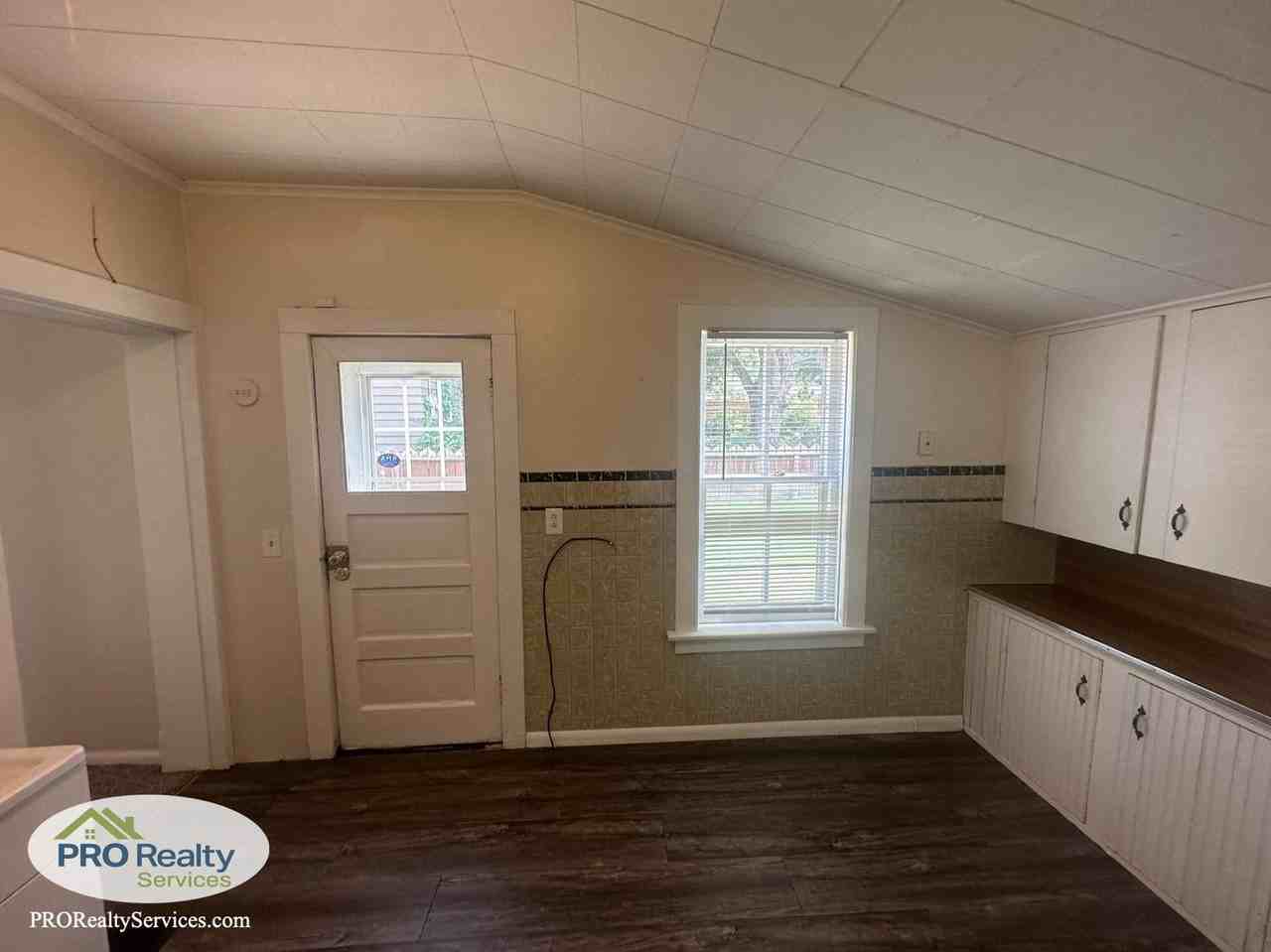 1788 Blair Ave - Photo 7 of 20