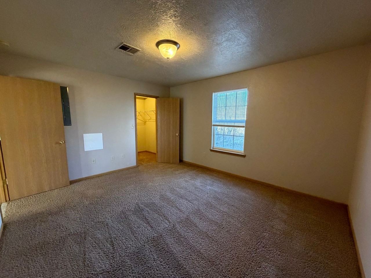 1257 Evan Rd - Photo 4 of 21