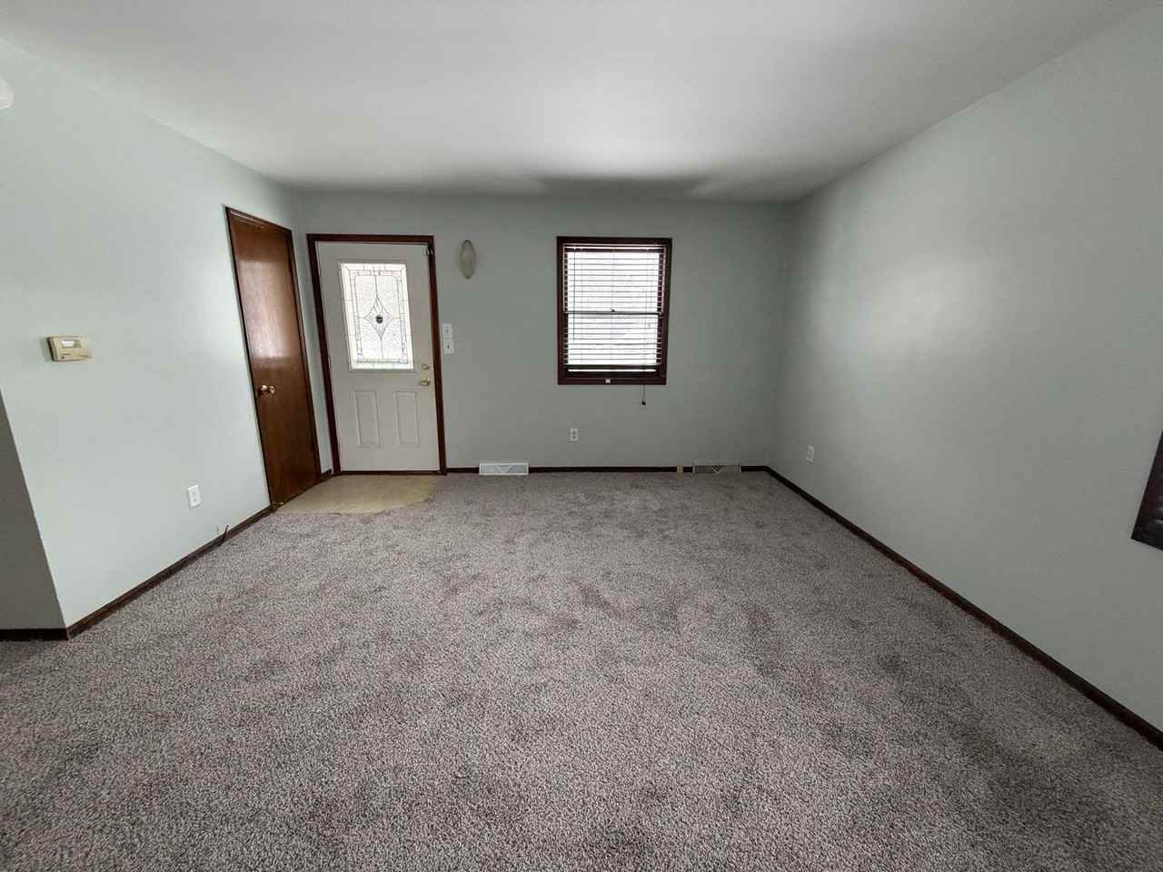 3992 Camelot Dr Se - Photo 4 of 22